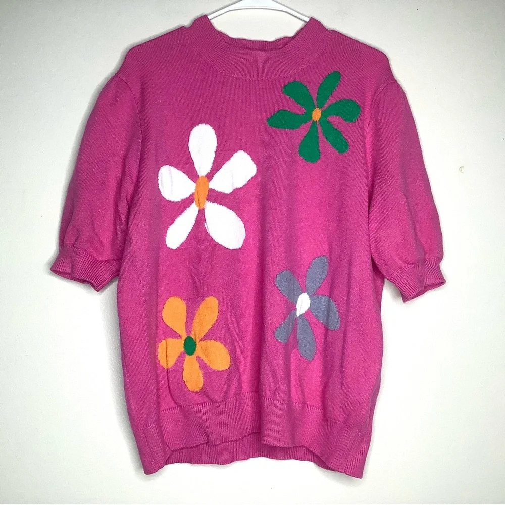 < Boutique Hot Pink Floral Puff Sleeve Sweater > - Picture 2 of 5
